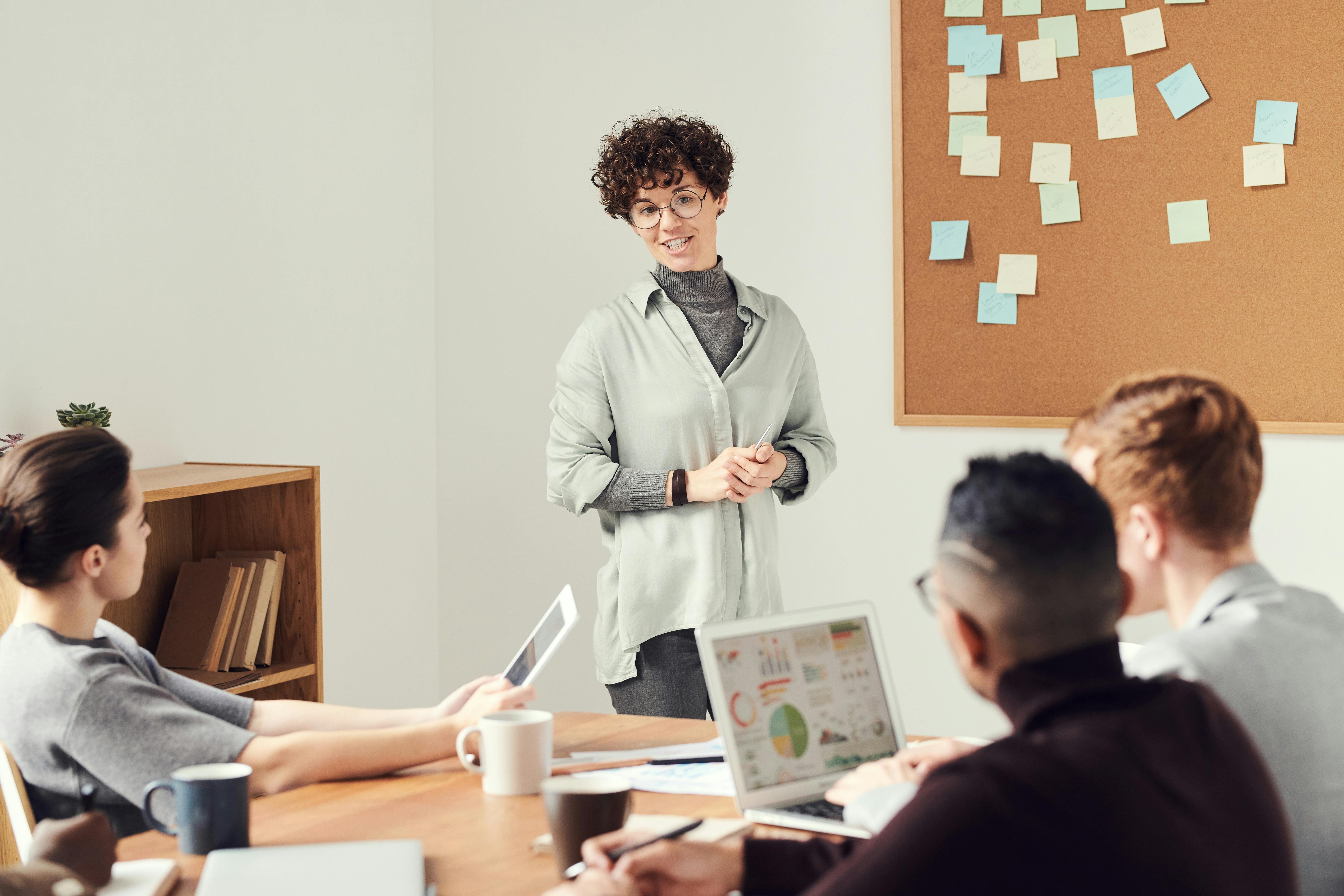 A picture of a woman presenting